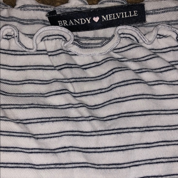 Off the shoulder crop top - Picture 3 of 4